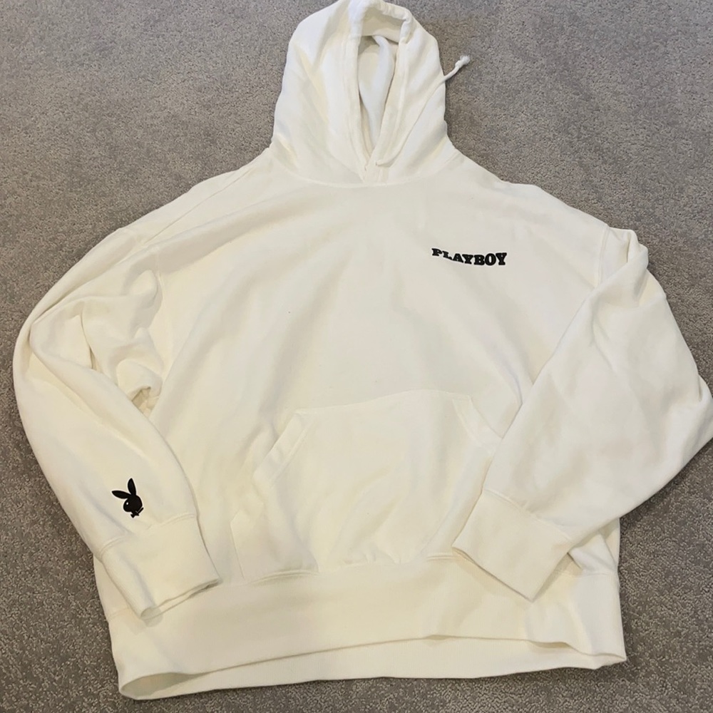 White hoodie